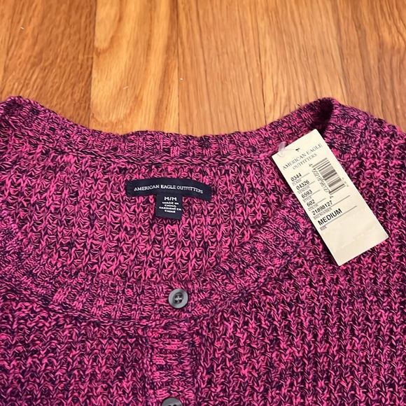 Americn Eagle Outfitters‎ Sweater size medium - Picture 2 of 13